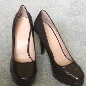 Women’s high heel shoes